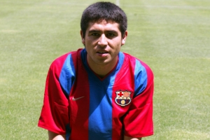 PRESENTACION-RIQUELME-EN-EL-CA_54336048880_54115221152_960_640